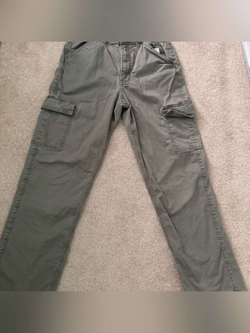 💚 Hollister Olive Green Ultra High-Rise Cargo Pants — Size 3R / W26 💚